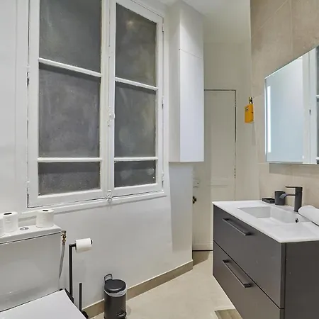 Concorde Madeleine By Prestige Apartment